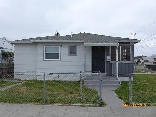 203 S 37th St photo 1