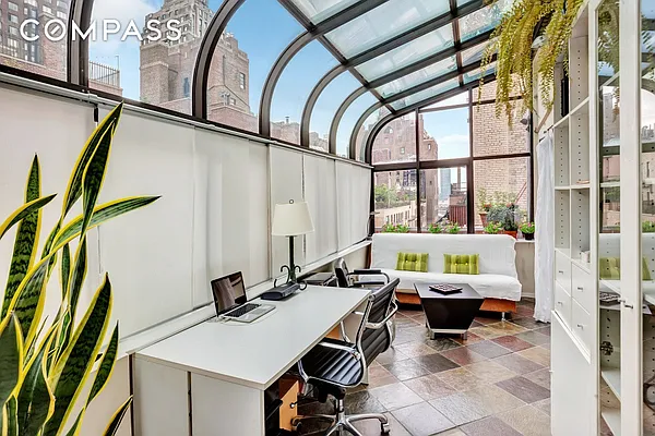 Sold by Compass | media 18