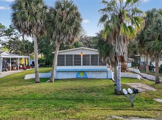 1034 Baillies Bluff Rd, Holiday, FL 34691