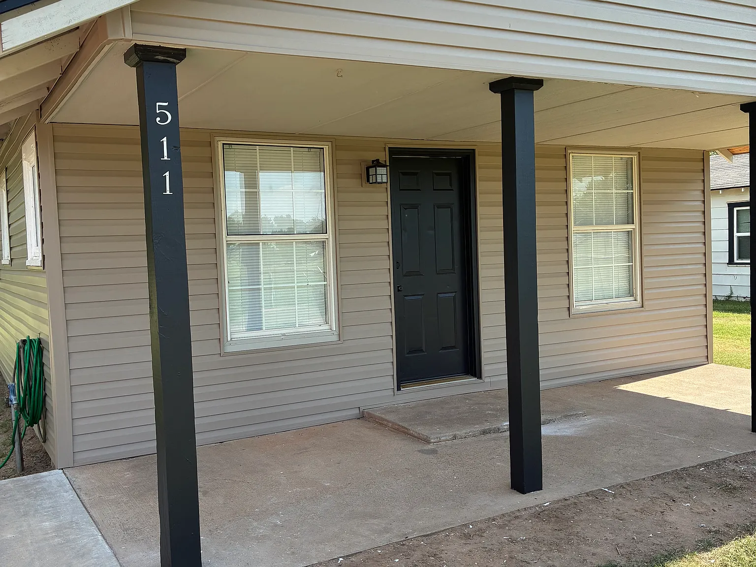 2 bed, 660 sqft, $945 — Photo 2