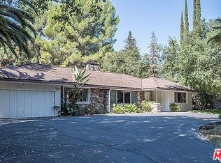 3561 Valley Meadow Rd, Sherman Oaks, CA 91403
