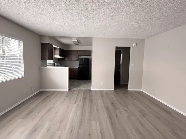 270 W Elmwood Ave #G, Burbank, CA 91502