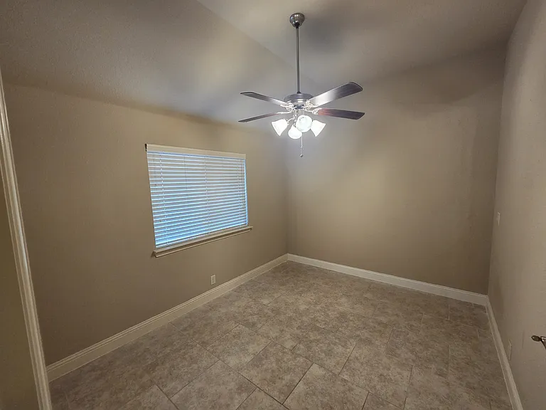 928 Lighthouse Ln — Photo 29