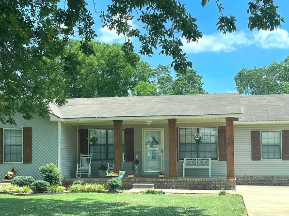 1916 Marthaler Ln, Leighton, AL 35646