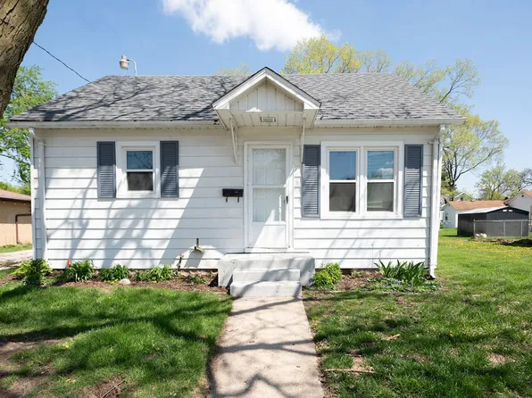 145 N Kankakee St, Coal City, IL 60416