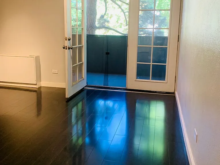1260 York St #210 — Photo 6