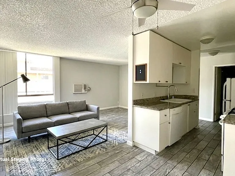 922 N Hudson Ave #10 — Photo 5