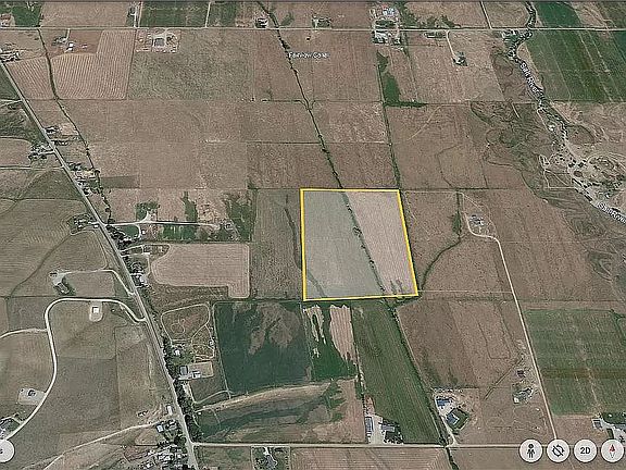 2nd image of 140 County Rd
