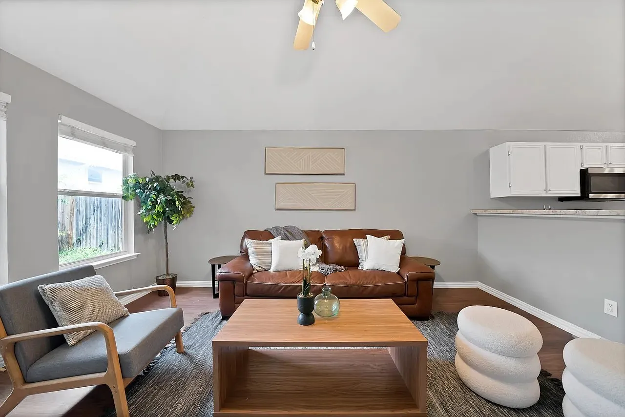 11824 Bobcat Drive — Photo 3