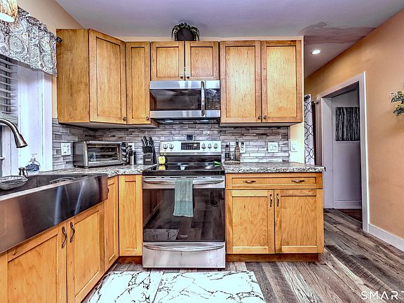 2nd image of 610 Wilmot Avenue #4