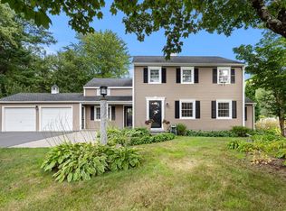 78 Turkey Hill Rd, Lunenburg, MA 01462