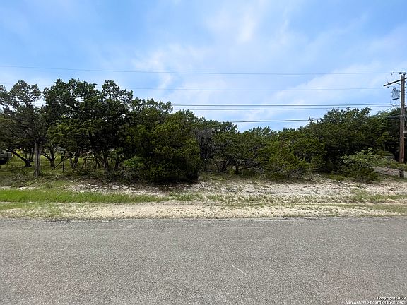 2nd image of 1135 SPITZ KEGEL VIEW DR