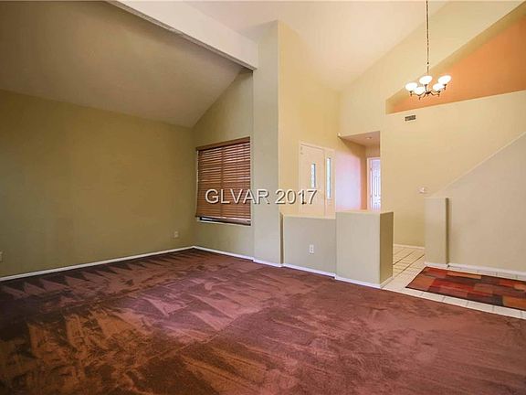 5th image of 9925 Mahogany Grove Ln
