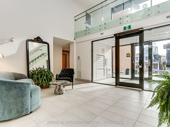 2nd image of 280 Crichton St #302