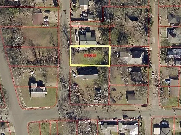 304 N Allen Blvd, Marshall, TX 75670