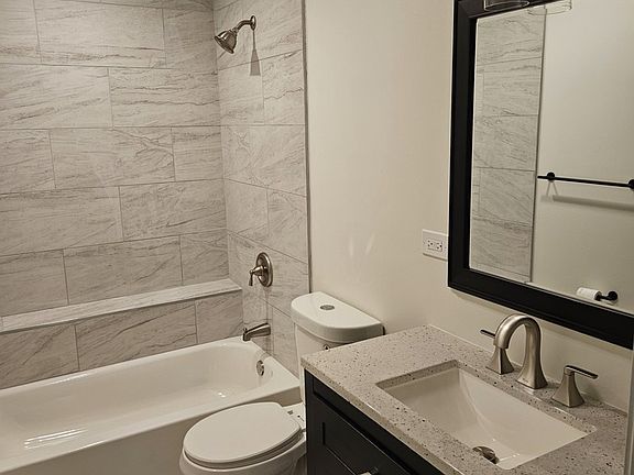 5th image of 7718 S King Dr