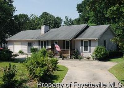 74 Sandalwood Dr, Spring Lake, NC, 28390
