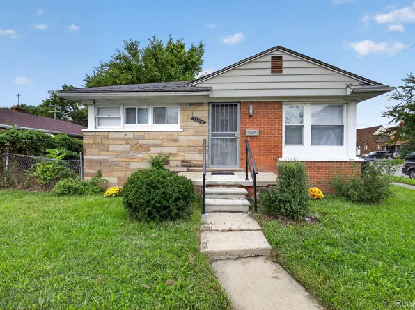 15300 W Chicago St, Detroit, MI 48228