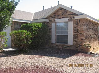 10 Dogwood Ln, Los Lunas, NM 87031