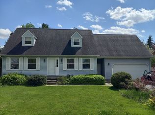 1030 Fairlane Dr, Adrian, MI 49221