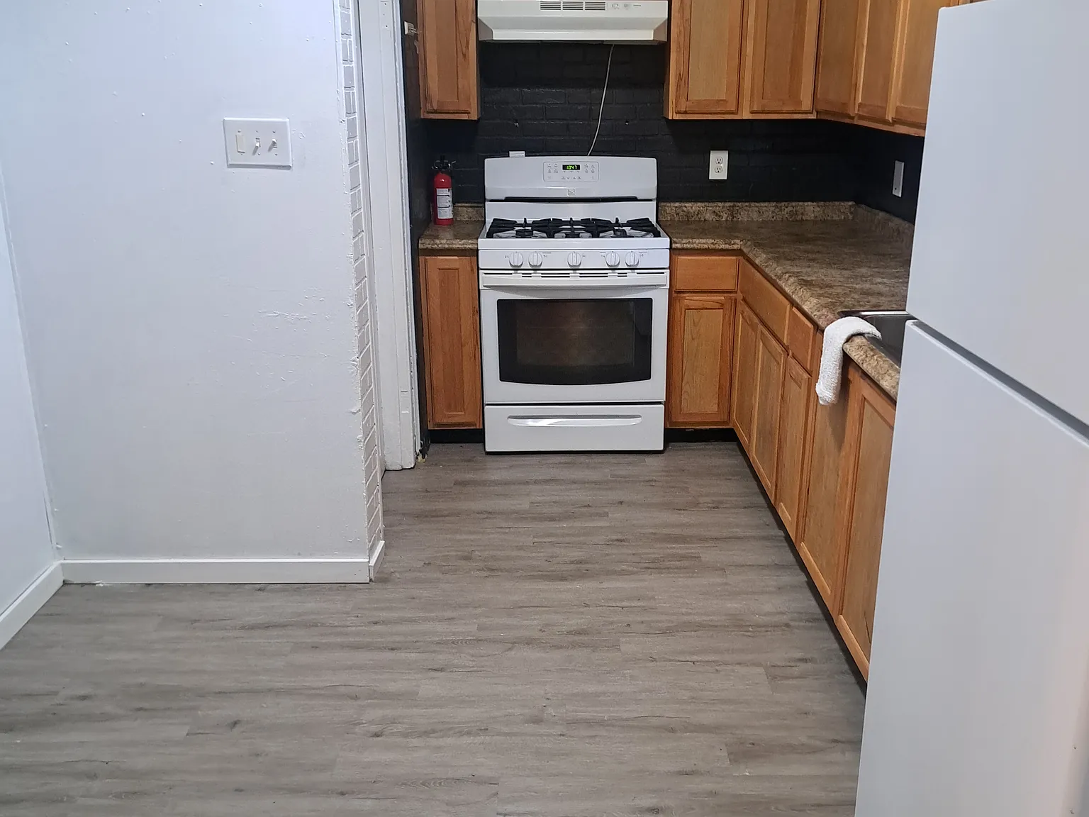 3 bed, 1125 sqft, $1,150 — Photo 2