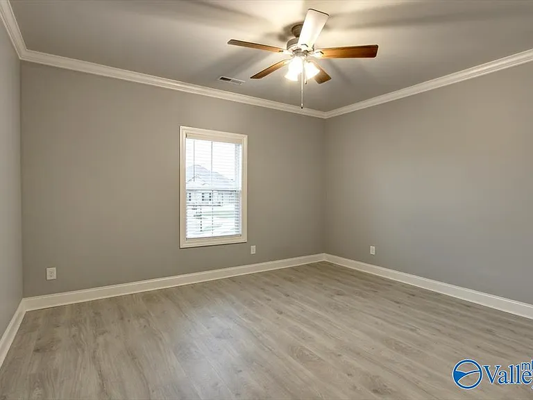 26415 Birkshire Ln — Photo 20