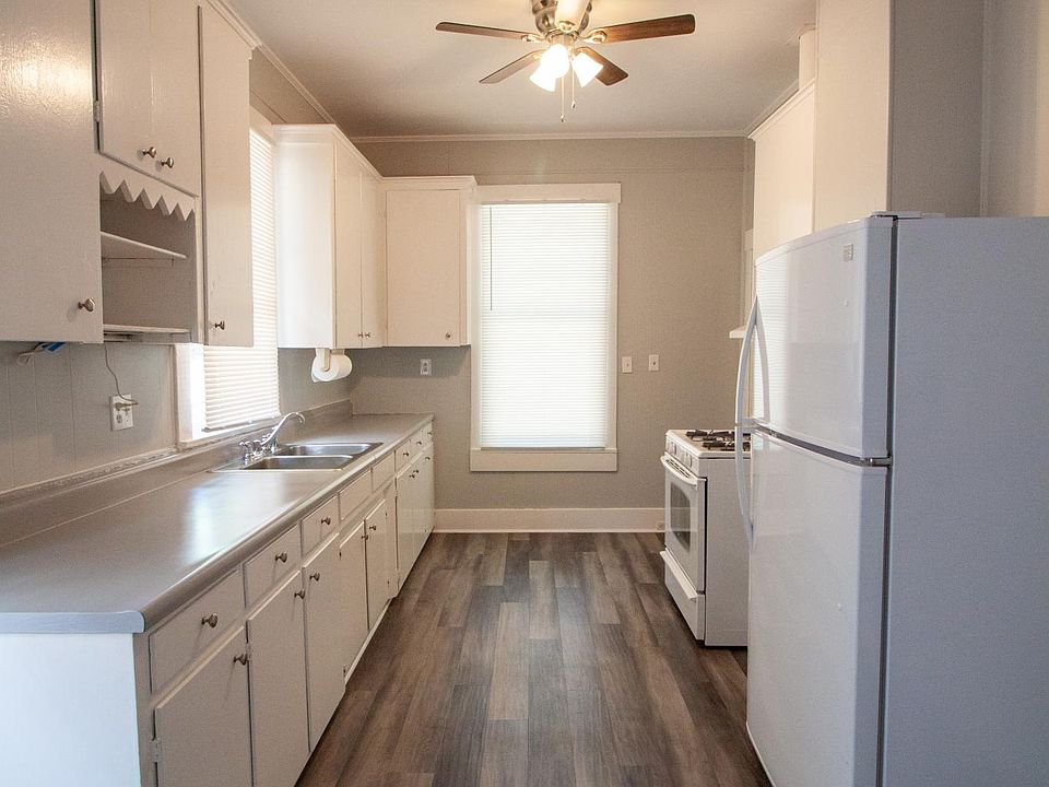 1st image of 426 Prospect St