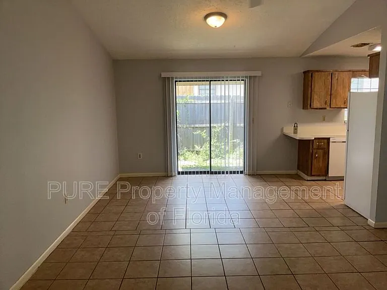 4565 SW 37th Ln #A — Photo 7