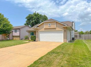 115 Chestnut Dr, Mulvane, KS 67110