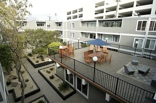 Floor plan 212