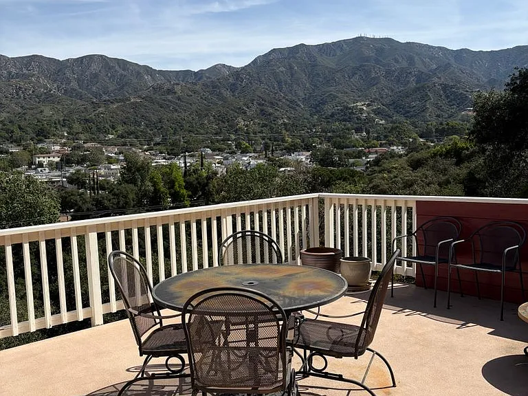 7036 Highcliff Trl — Photo 10