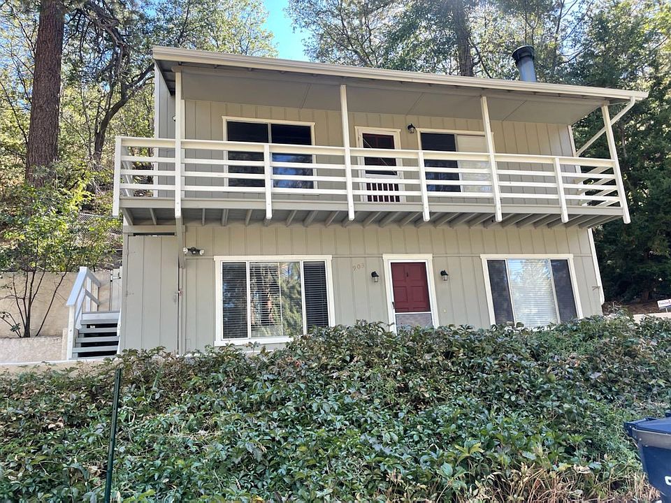 1st image of 903 Mockingbird Rd