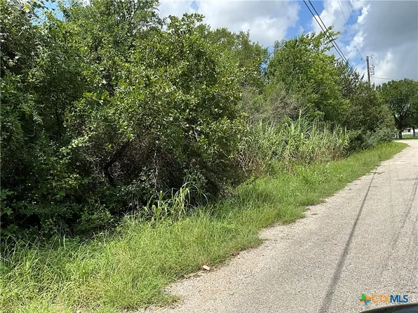 Whippoorwill Dr, Bastrop, TX 78602