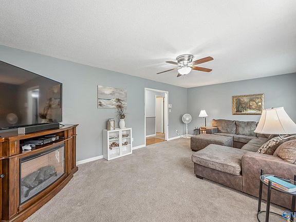 4th image of 453 McFoilton Ln