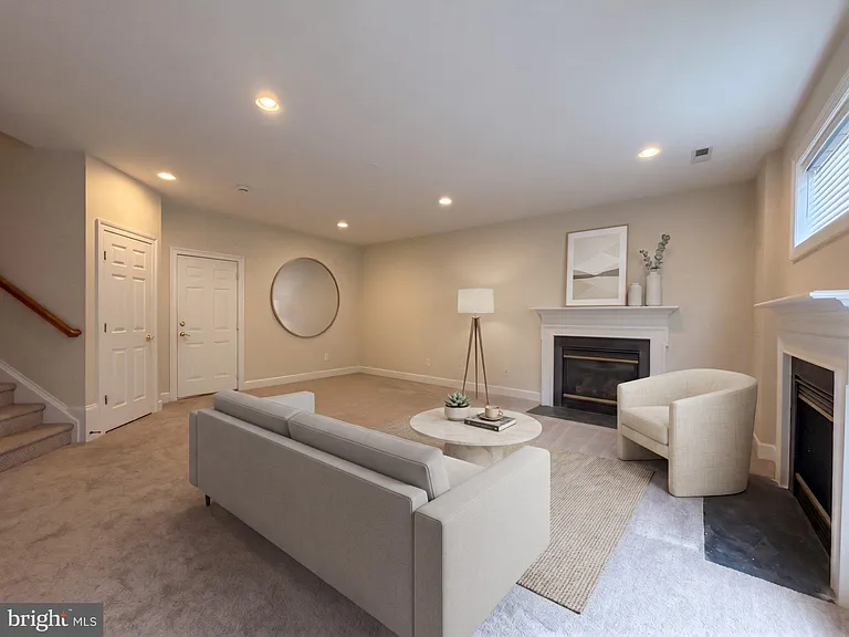 8358 Millom Ct — Photo 5