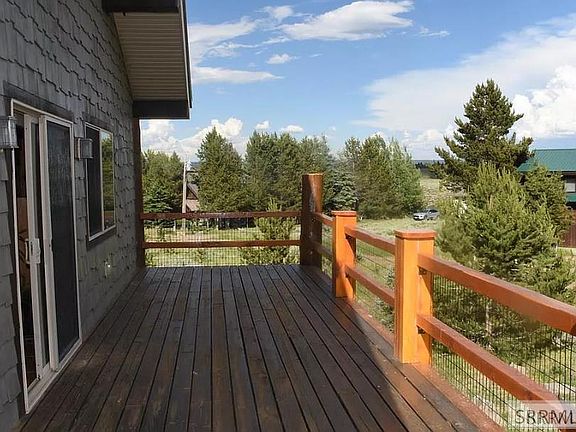 4th image of 2881 E Pinehaven Dr