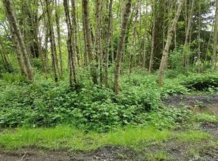 305 Dove Tree Ln, Longview, WA 98632