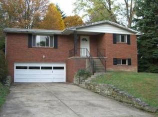 110 Hoover Dr, Canonsburg, PA