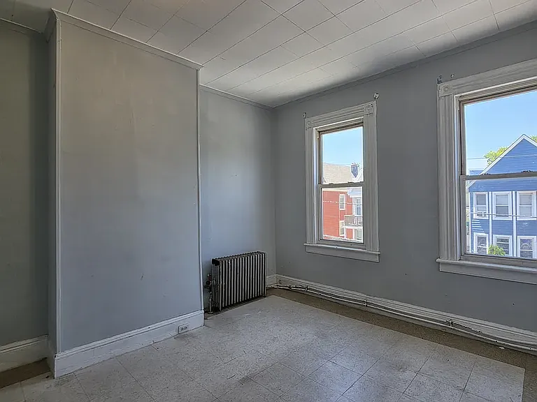 96 Brown Pl #A — Photo 29