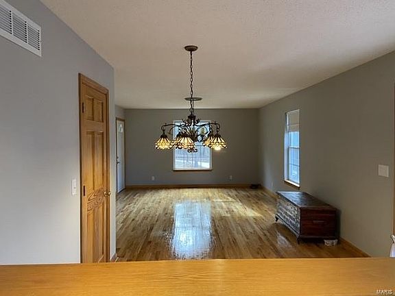 5th image of 2329 Elmwood Church Rd