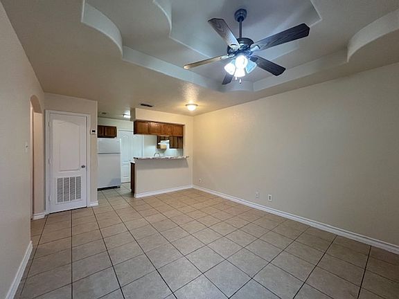 5th image of 3006 E Stewart St #3