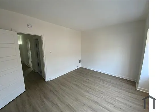 1547 S Myrtlewood St — Photo 20