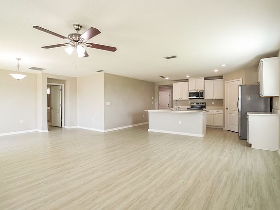 5th image of 1996 Pebble Point Dr