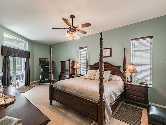 4th image of 9104 Brindlewood Dr