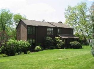 10202 Fawn Ct, Wexford, PA