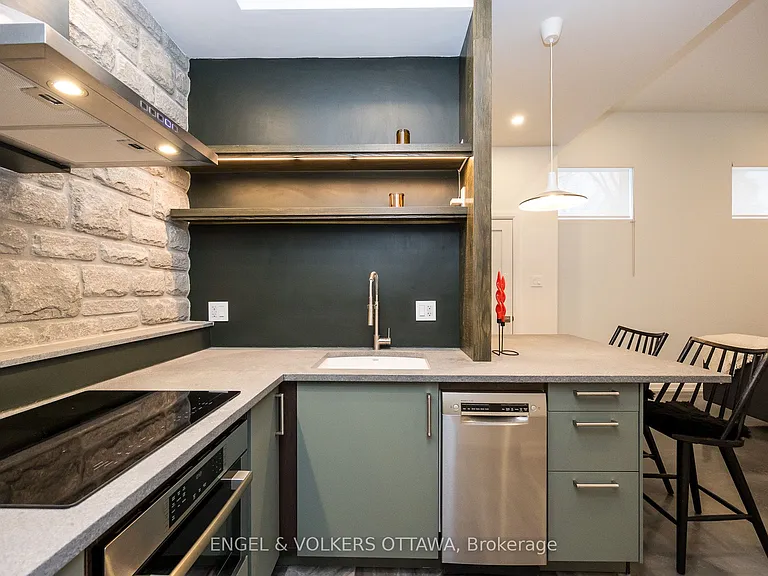 178 Main St #C — Photo 30