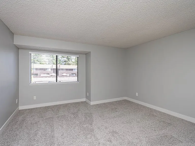 Fulton Woods — Photo 33