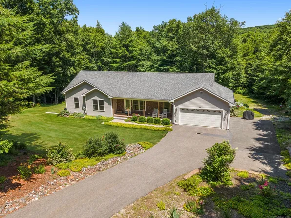 80 Pine Knolls Drive, Killingly, CT 06241