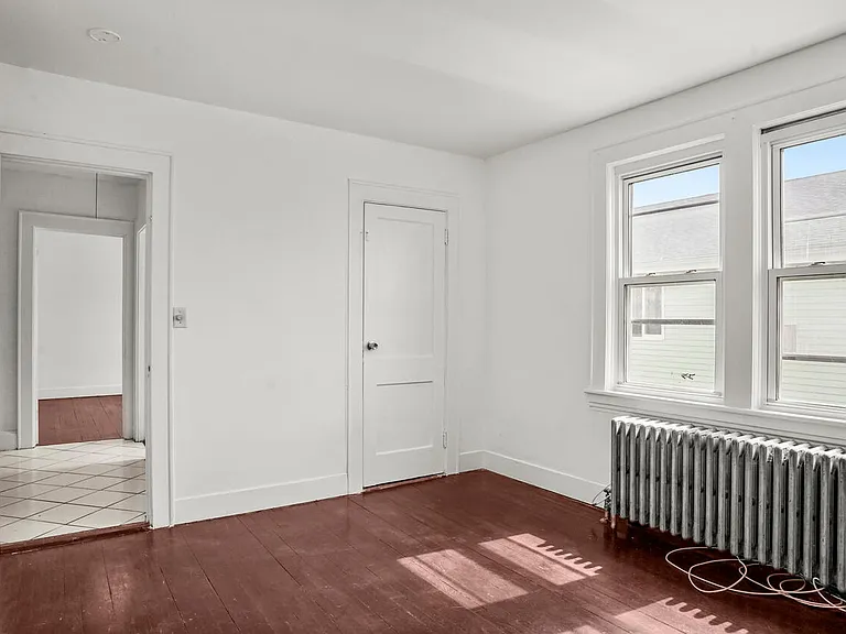 18 Beal St #3 — Photo 10