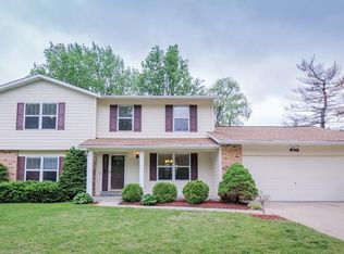 27 San Camille Ct, Saint Charles, MO 63303